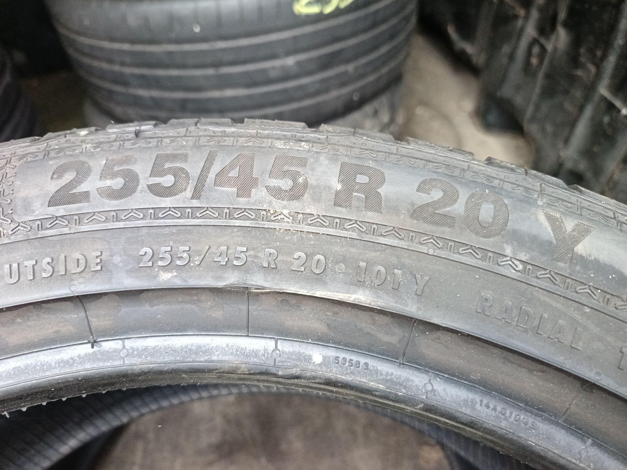 Anvelope vara 255 45 20 barum. 2018 +5mm