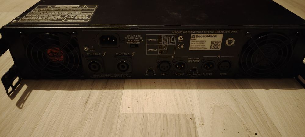 Electro Voice q44