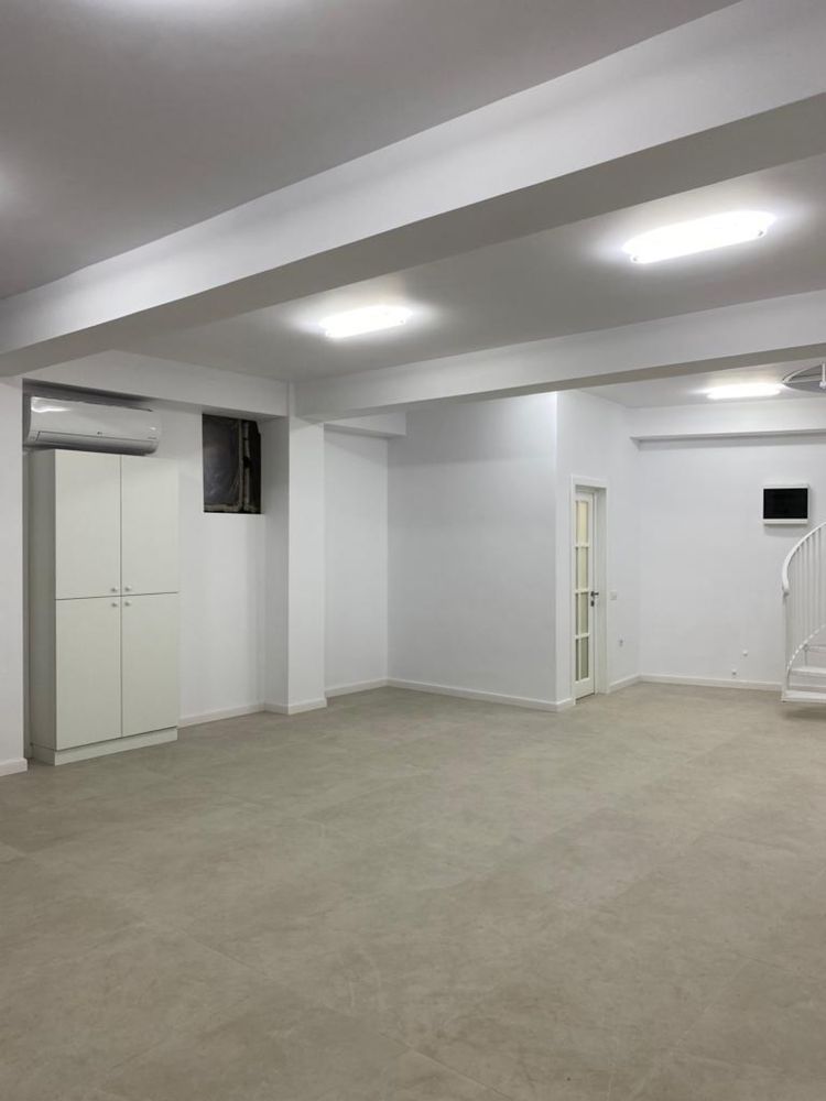 Inchiriez spatiu ultracentral Iasi Piata Eminescu