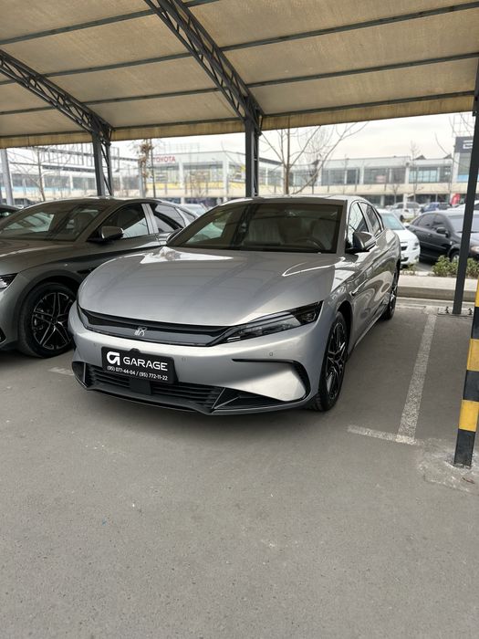 Byd han 635km qora gold yashil grey