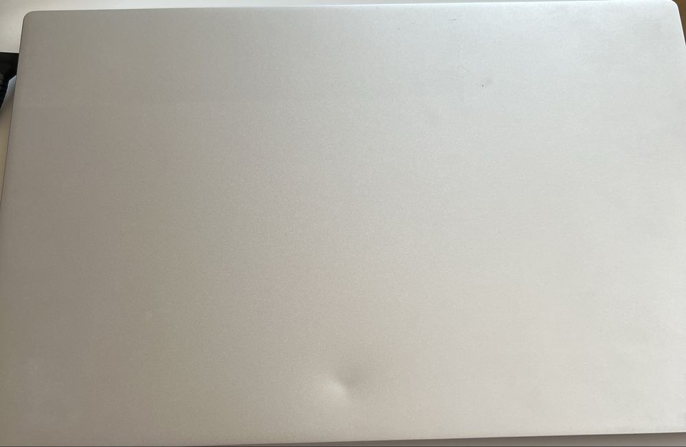 Lenovo IdeaPad 5 15” – Готов за училище и работа, 350лв.