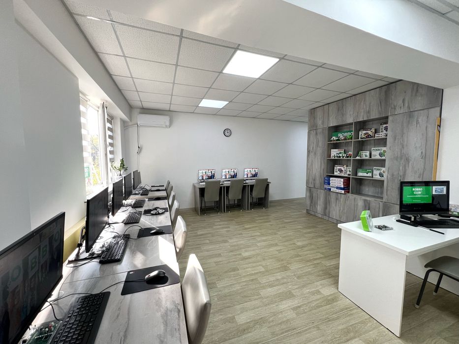 Действующий бизнесс школа робототехники и информатики