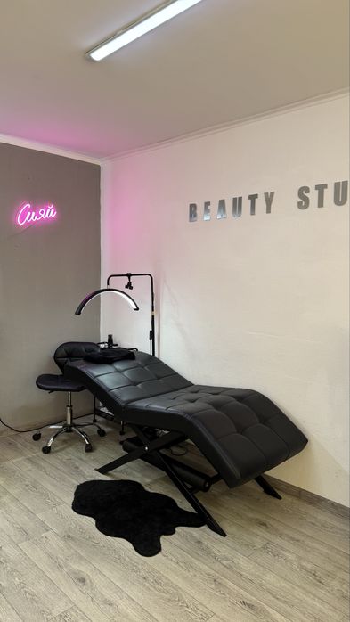 Сдам в аренду кушетку