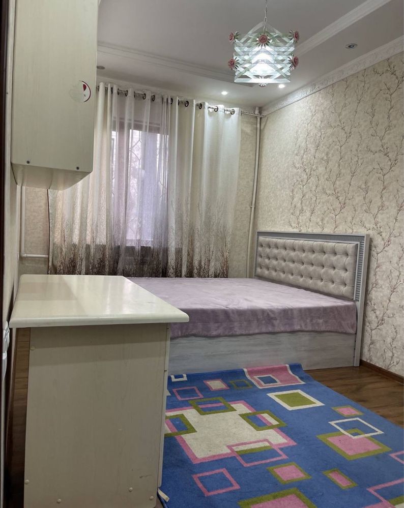 Продаётся СРОЧНО 2х ком кв. На ул. Бабура, 60м2. Яккасарайский район.