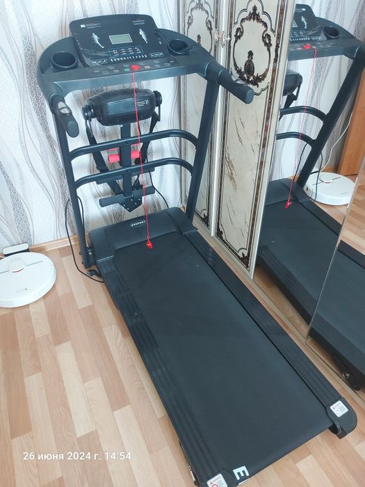 Продам беговую дорожку