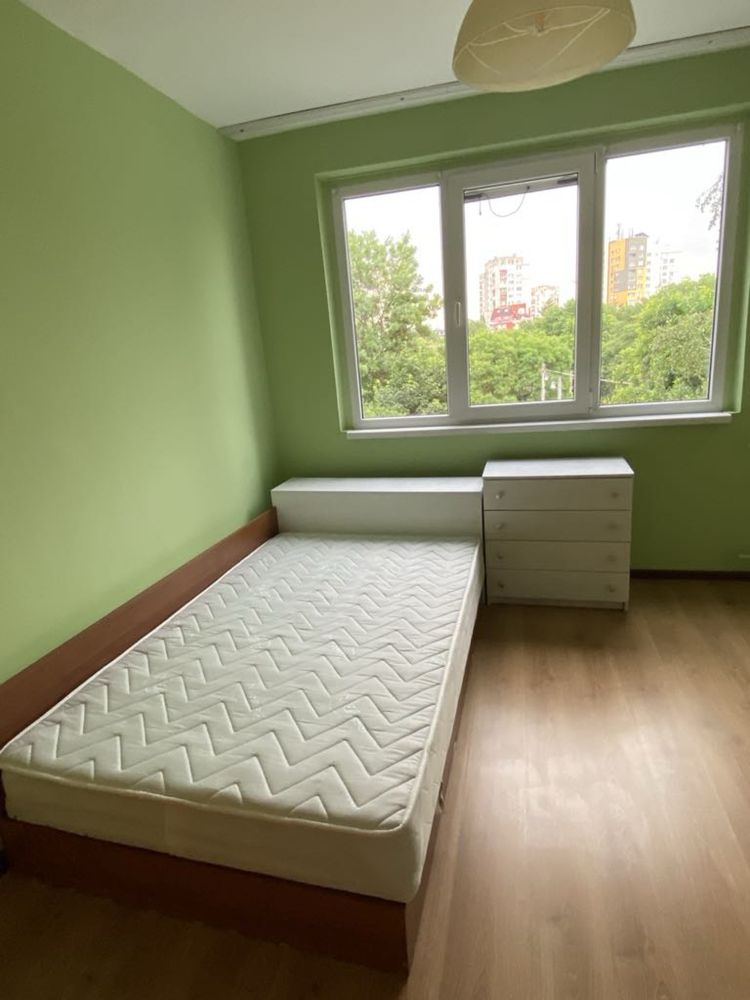 Спалня персон и половина