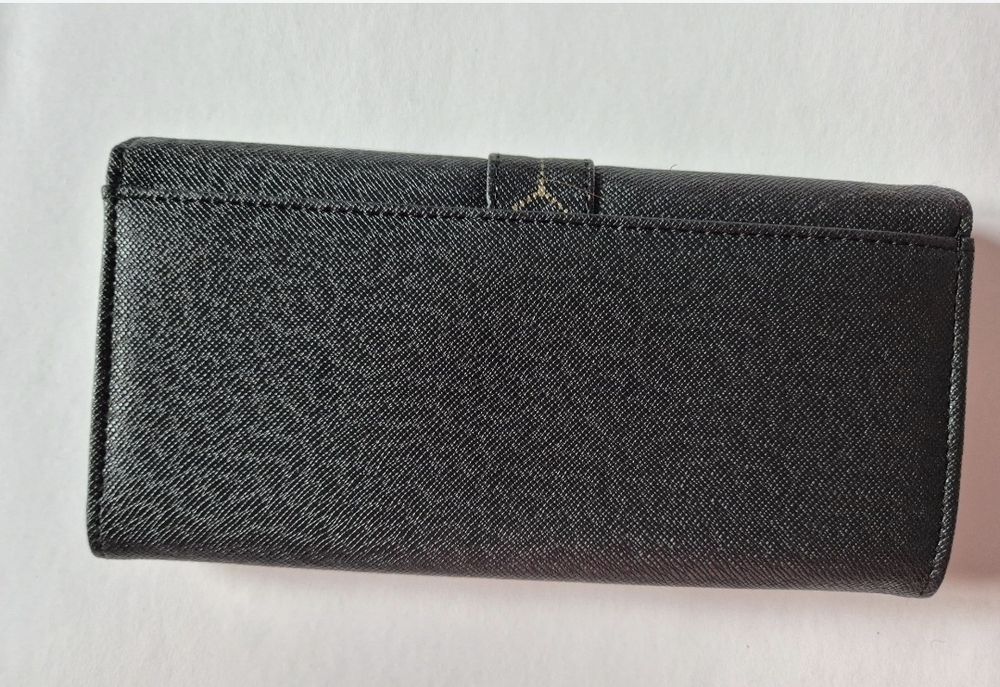 Portofel negru cu interior roz Avon