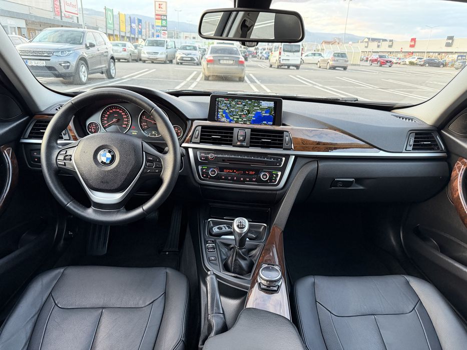 BMW F30 320 184 cp Navi Bi-Xenon Sport Head up Display