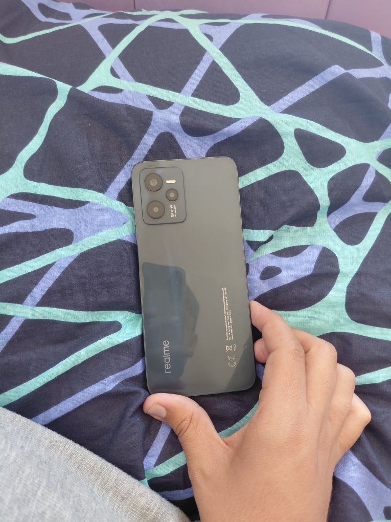 Realme c35 telefoni