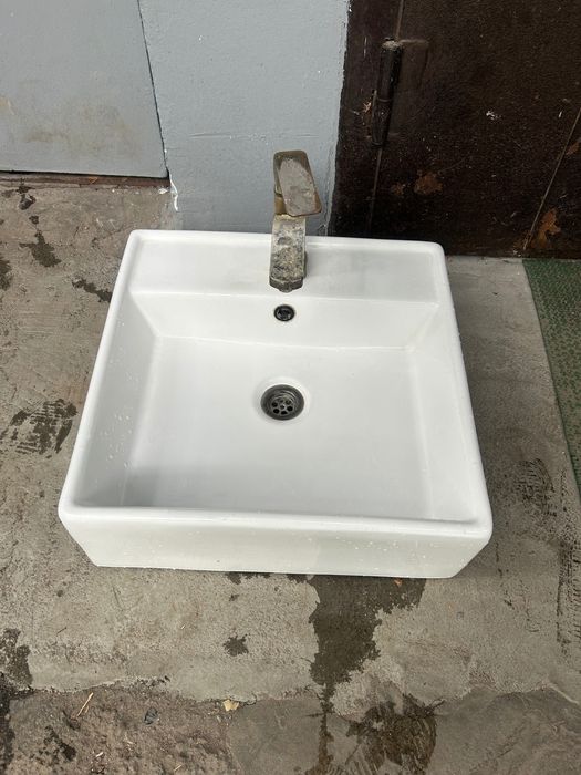 Раковина мойка керамика белая