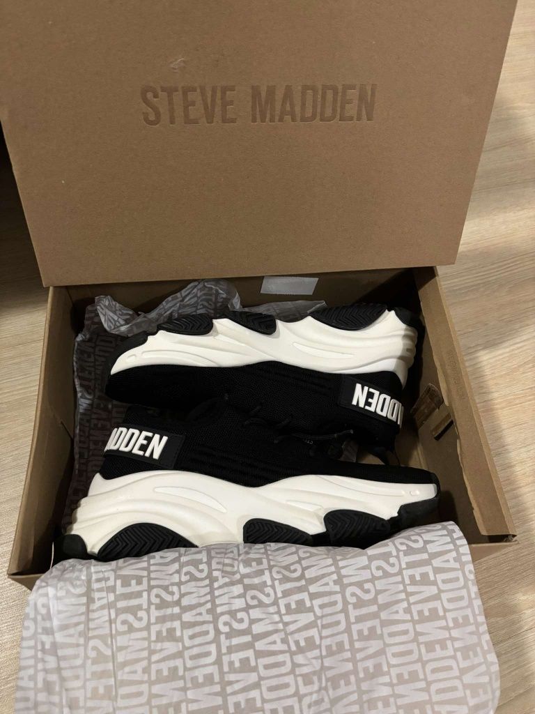 Оригинални маратонки STEVE MADDEN