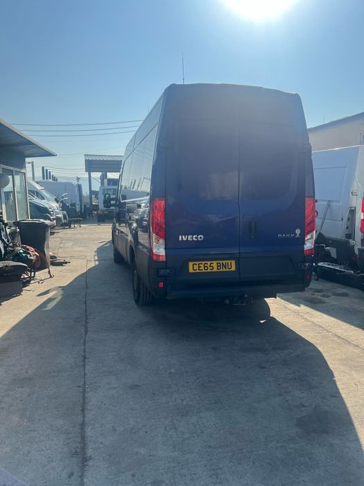 Dezmembrez Iveco 3.0 E6 210 cp