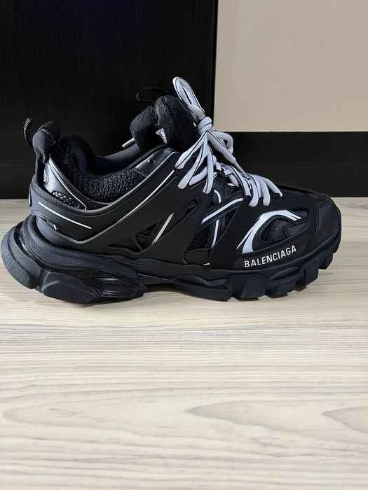 ЧИСТО НОВИ! Balenciaga Track