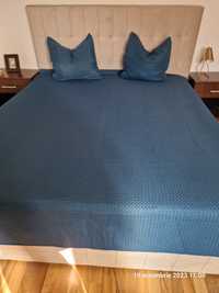 Cuvertura pat noua, verde padure, 240 x 260 cm, cu doua fete de perna