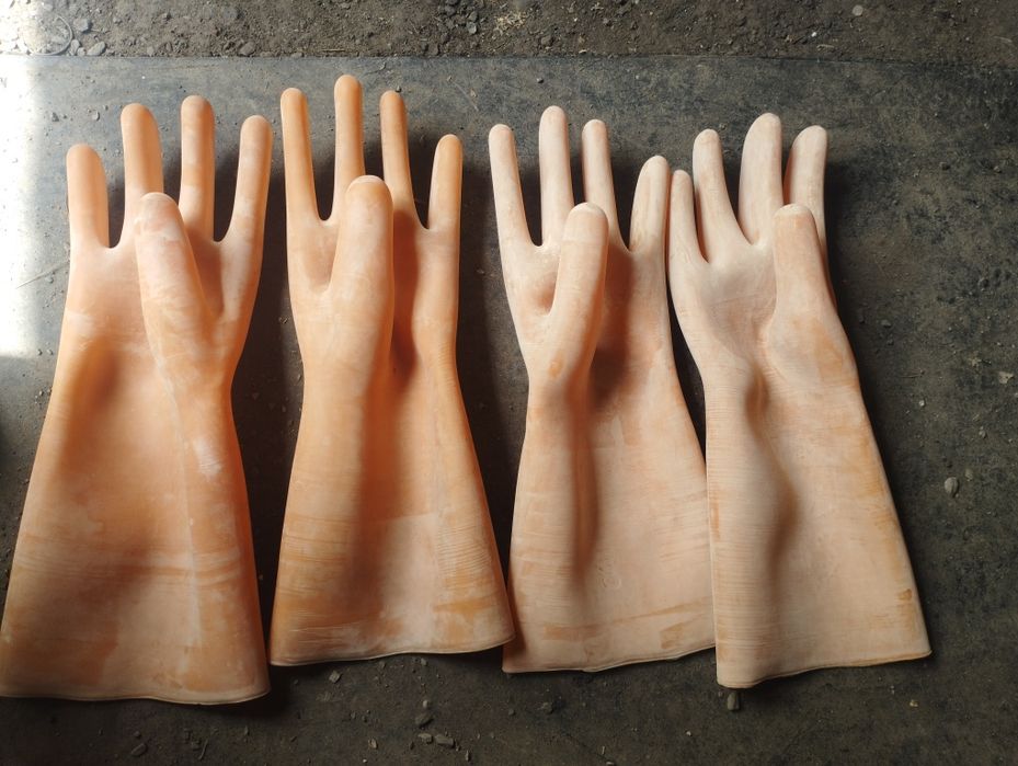 Продам диэлектрические перчатки