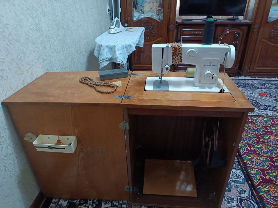 Тикув мошинка 22 сотилади янги холатда турибди