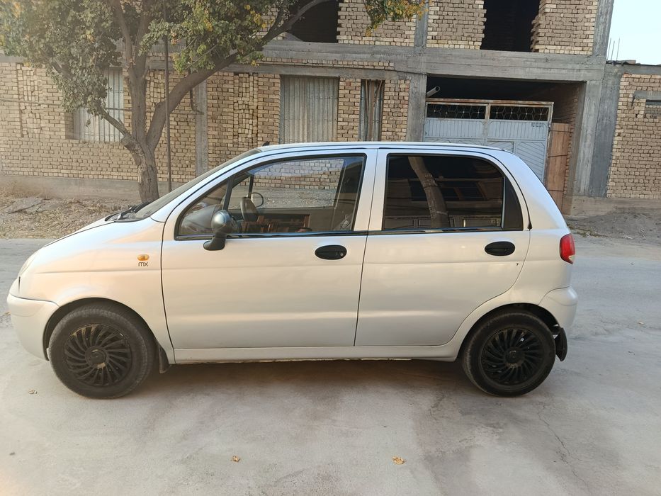 Matiz mx 2013 yil sotiladi. Yurib turgan moshina