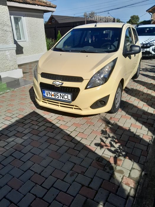 Chevrolet spark.