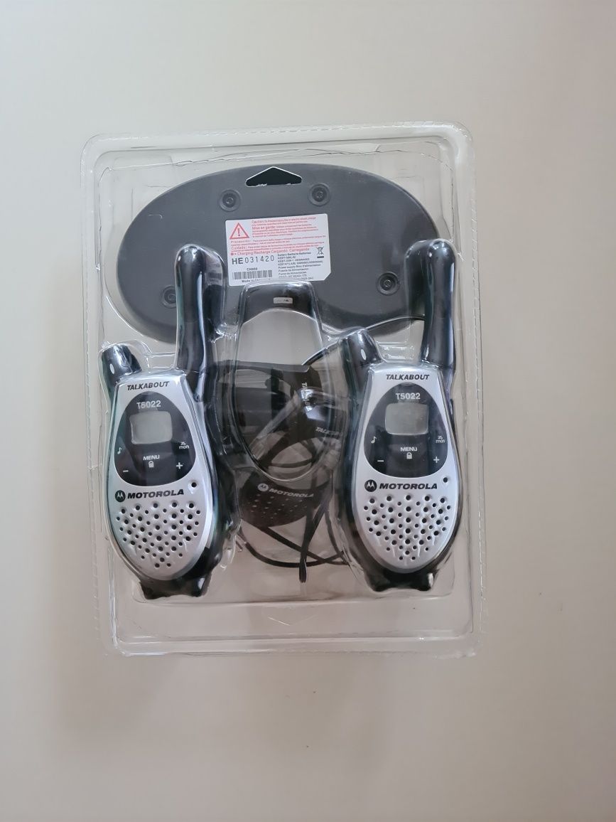 Радиостанция walkie talkie Motorola T5022 6000 m Моторола