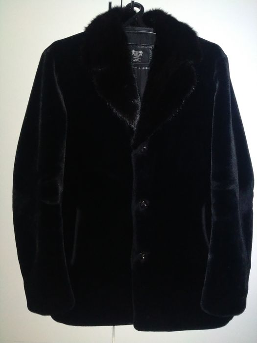 Зимняя мужская шуба.
