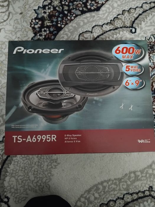 Колонка Пионер сотилади.