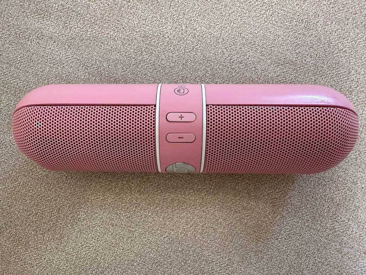 Продается Bluetooth колонка Beats Pill By Dr Dre & Nicki Minaj Edition