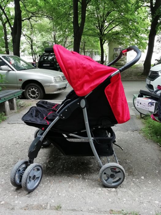 Продавам бебешка количка за близнаци Vida XL