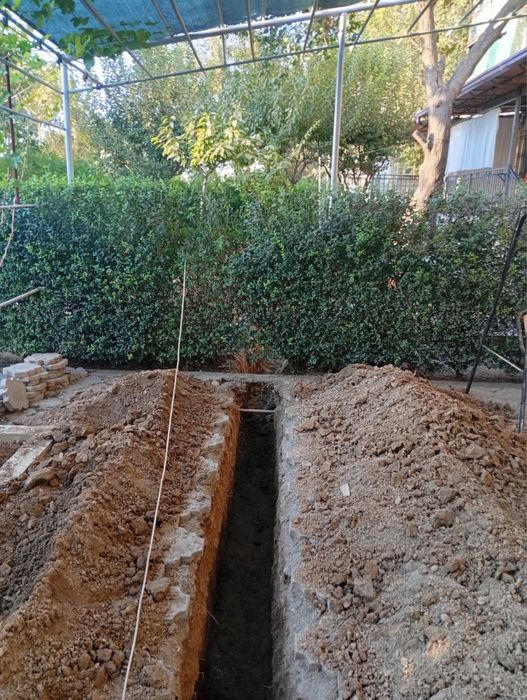 Transheya qazimiz kanalizatsiya suv kabel