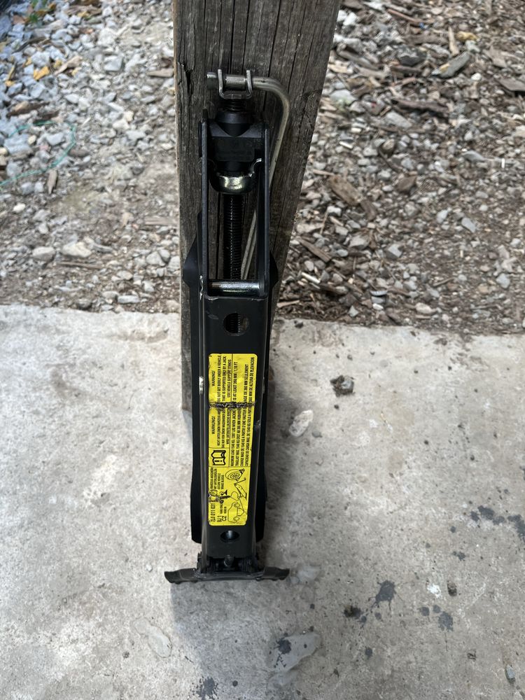 Oригинален крик за джип   7L0011031B for Audi, Porsche, Volkswagen