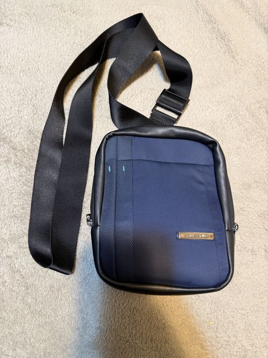 Borseta Samsonite Barbati kg3*11001 tabl crossover s7