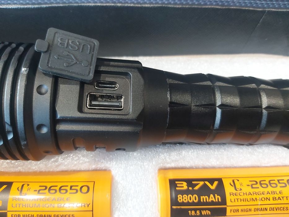 Мощен LED фенер JMK голям,USB зареждане с дисплей за заряда на батерия