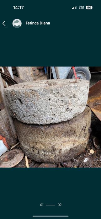 Vand pietre de moara foarte vechi