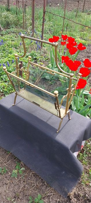 Suport pt.ziare si reviste, alamă