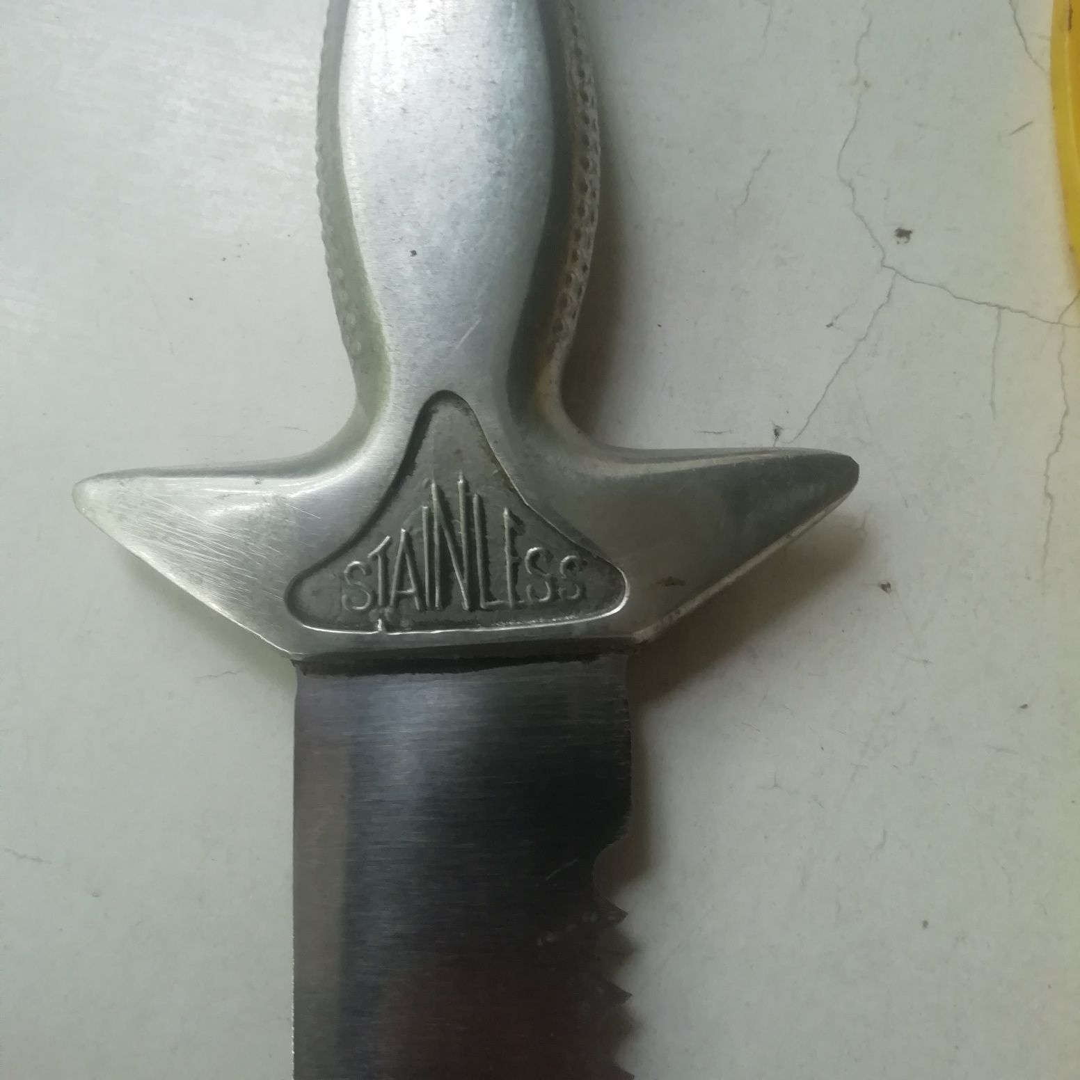 Стар водолазен нож