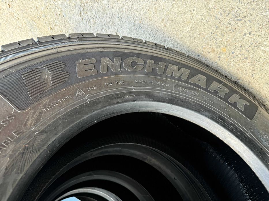 Cauciucuri noi marca BENCHMARK 315/70R22.5 tractiune cu garantie