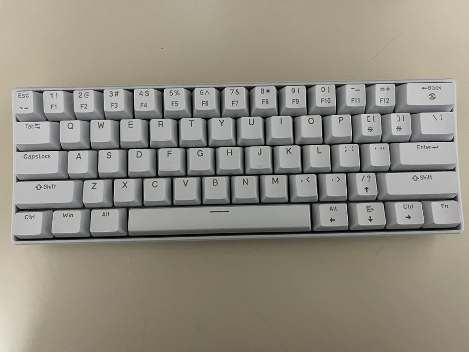 Механична RGB клавиатура