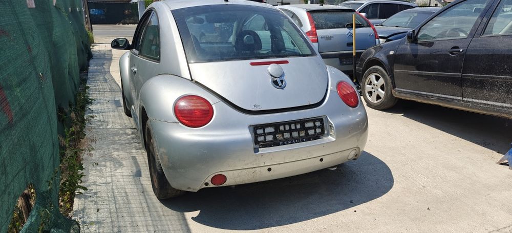 Vindem piese rezultate din dezmembrarea unui Volkswagen Beetle