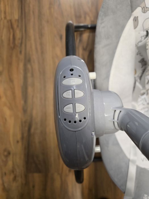 Електрическа бебешка люлка Moni