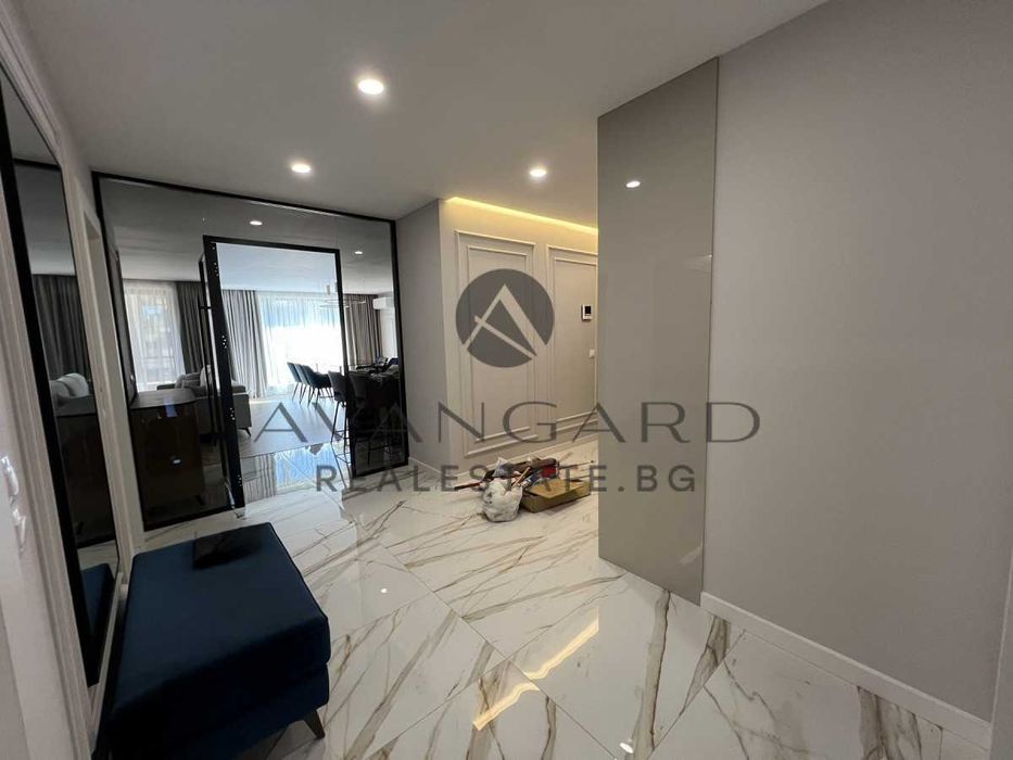 Продава се Тристаен апартамент в Пловдив, Христо Смирненски - 160 кв.м за 2188 €/кв.м - Снимка #14