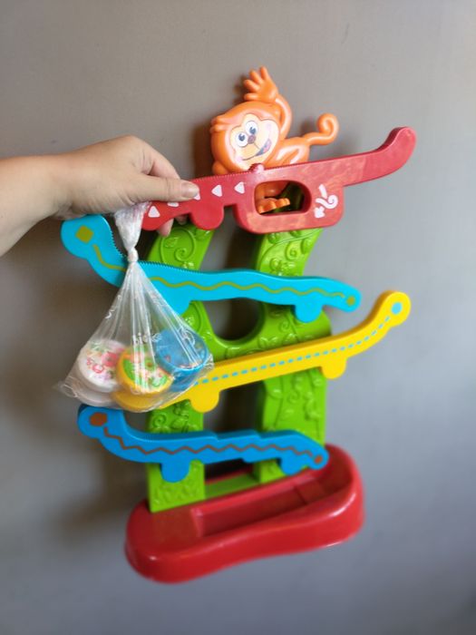 Игрушка развивающая