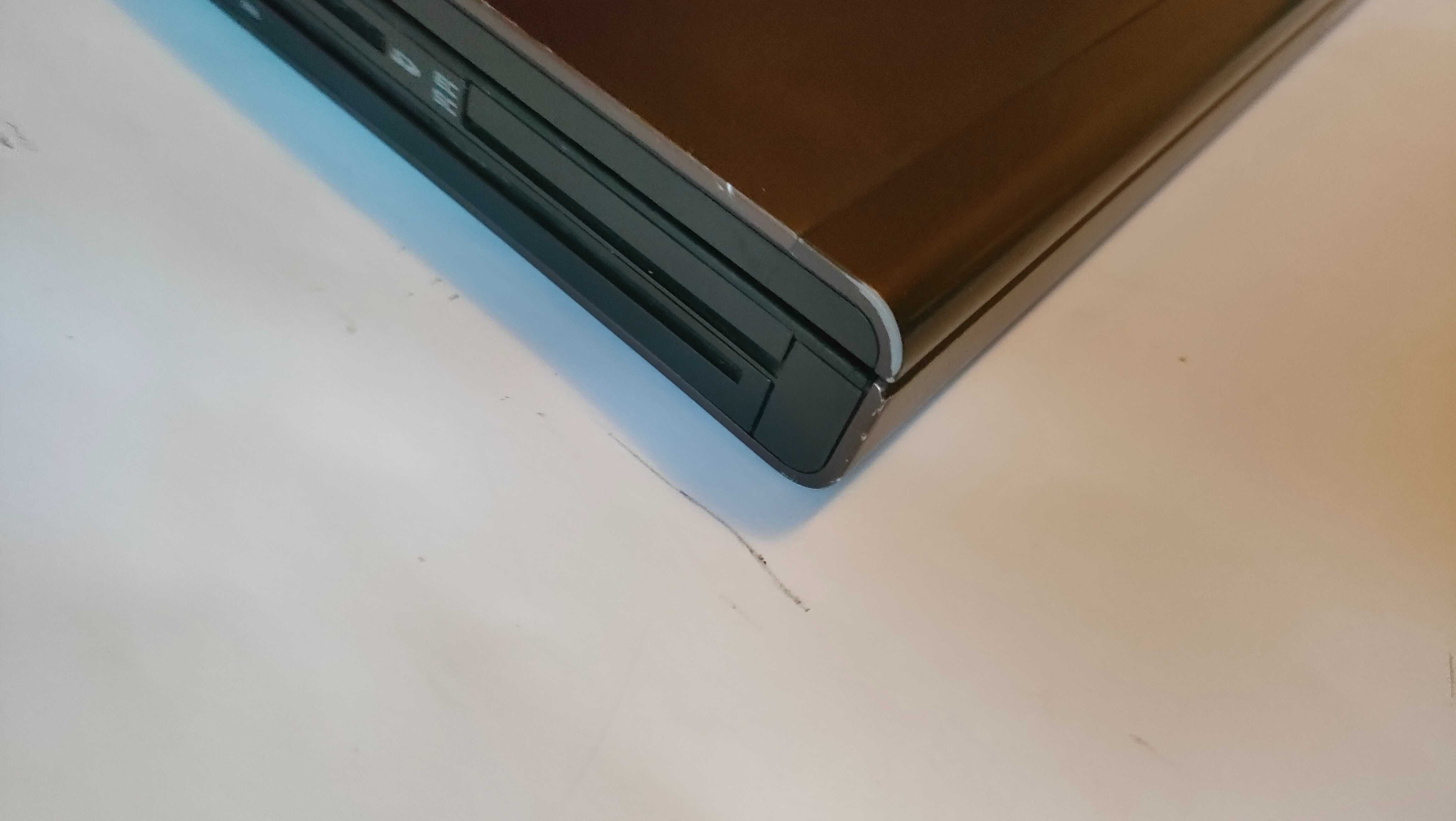 Лаптоп dell Precision  M6700 17.3" FHD/ i7-3720M /16GB/SSD 128GB/750GB
