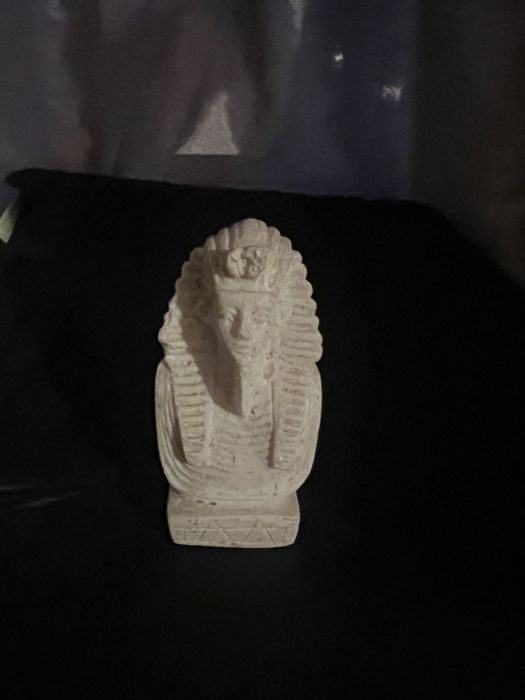 Bust vintage al faraonului Tutankhamon,din piatra de alabastru egiptea