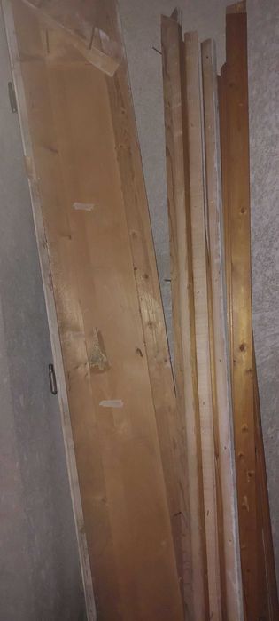 Входна врата от дърво