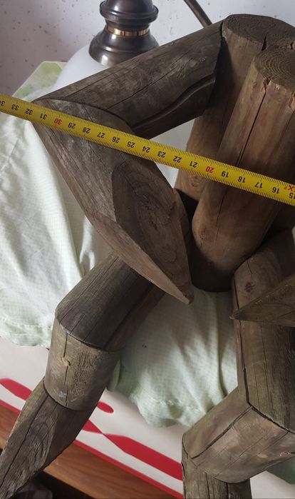 Grădinarul: decorațiune grădină din lemn