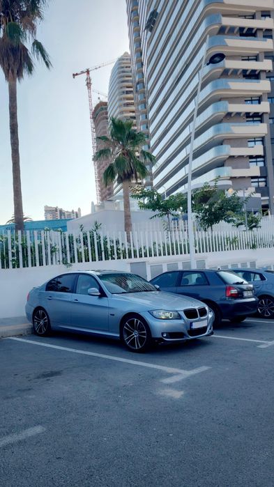 BMW E90 Seria 3  2010
