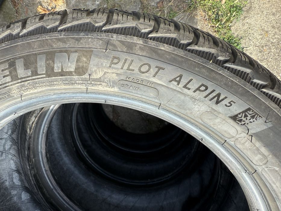 235/50/18” Set Michelin Alpin 5 dot 2018.anv M+S Iarnă.impecabile.