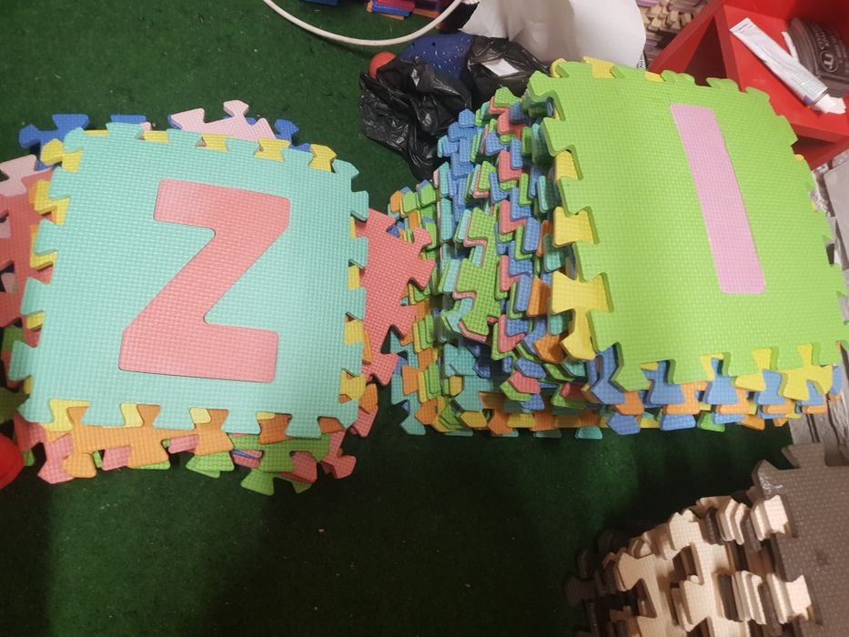 Мек пъзел за земя