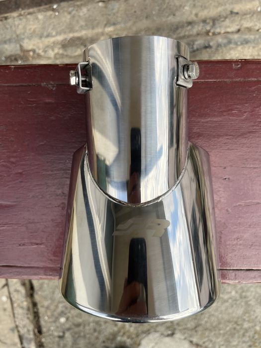 Ornament toba esapament, Simoni