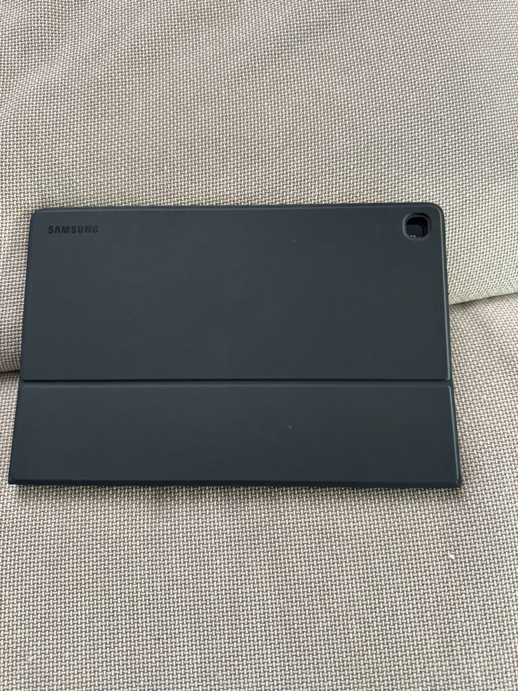 Vand Husa Tableta Cu Tastatura Samsung Galaxy Tab S5e
