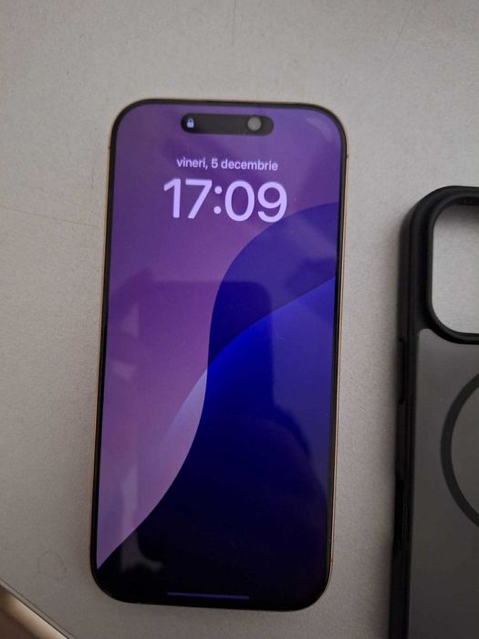 Iphone 16 Pro *** TITANIUM ***